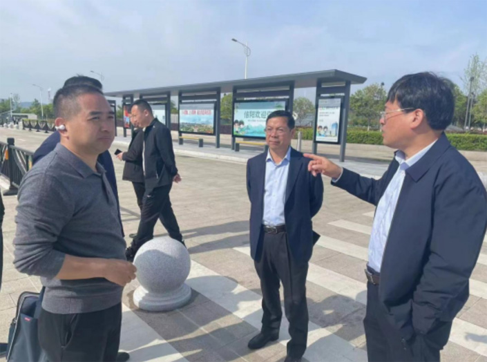 于海忠副市長調(diào)研高鐵站西廣場站前交通